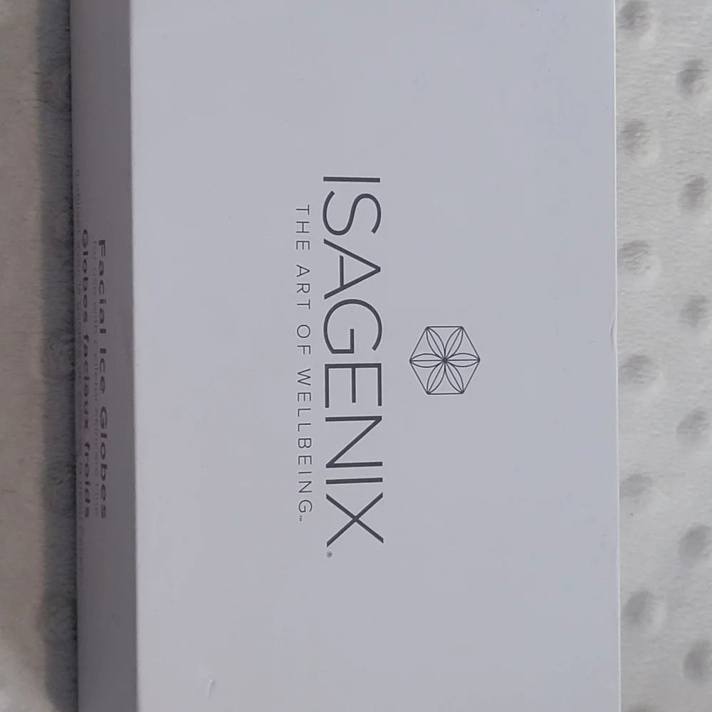 Isagenix facial ice globes - Picture 2 of 7